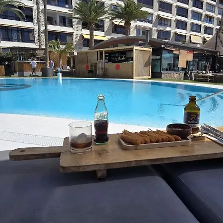 Beachfront باتالاباكا