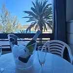 Beachfront Διαμέρισμα Patalavaca